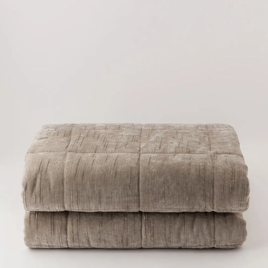 Trapunta ciniglia fiammata Lorey Tortora