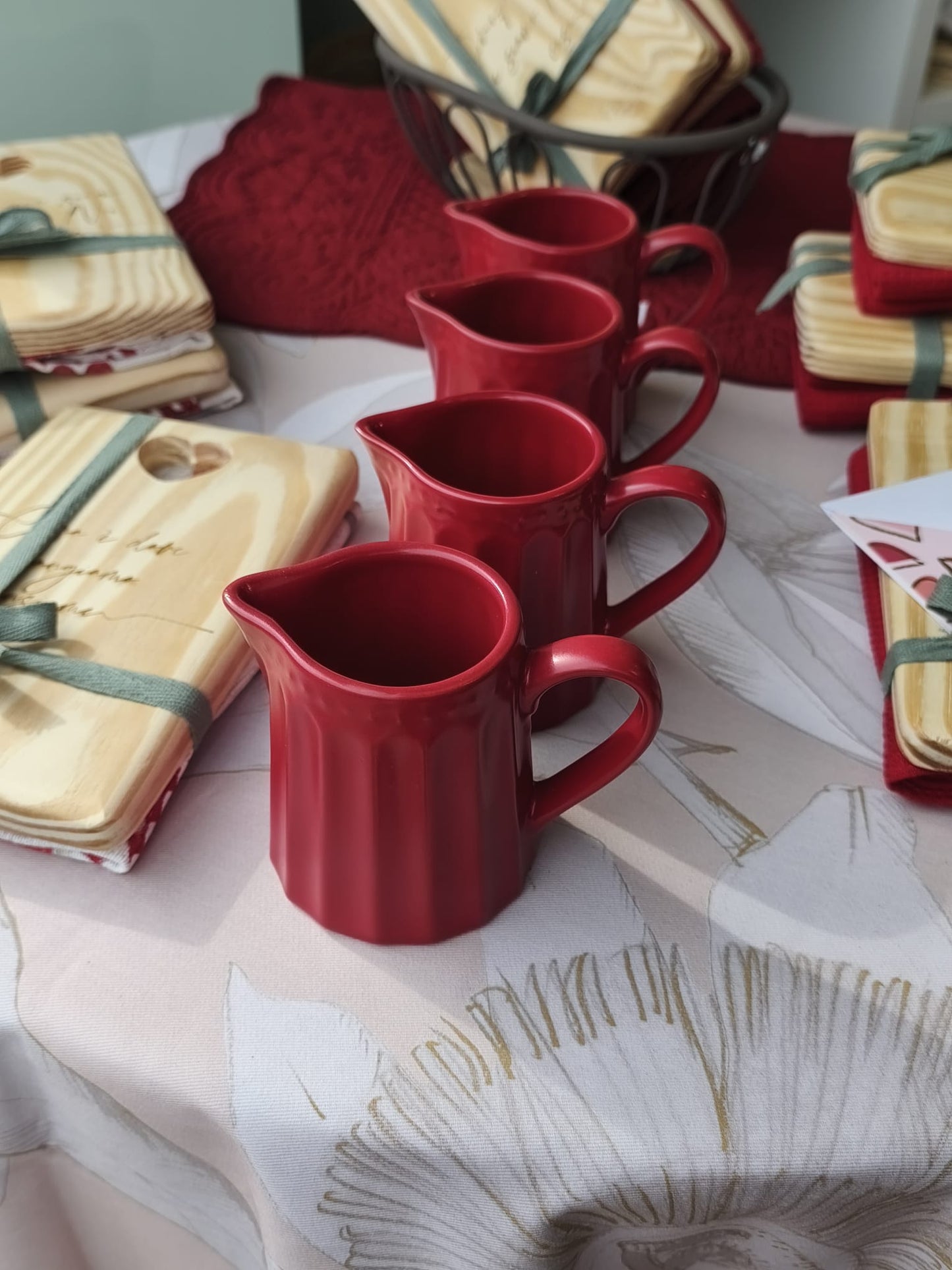 tagliere inciso + canovaccio/tovaglietta all americana+ lattiera