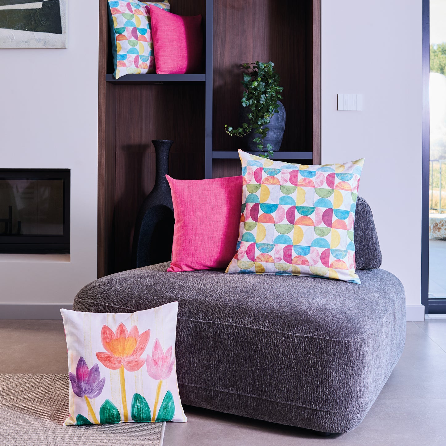I cuscini decorativi della collezione Petali di luce